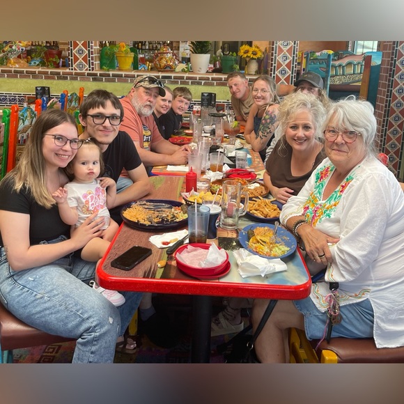 Meet your Posher, Tineall - Picture 8 of 13